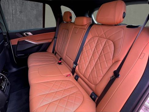 Used 2026 BMW X5 xDrive50e w/ Climate Comfort Package image 19