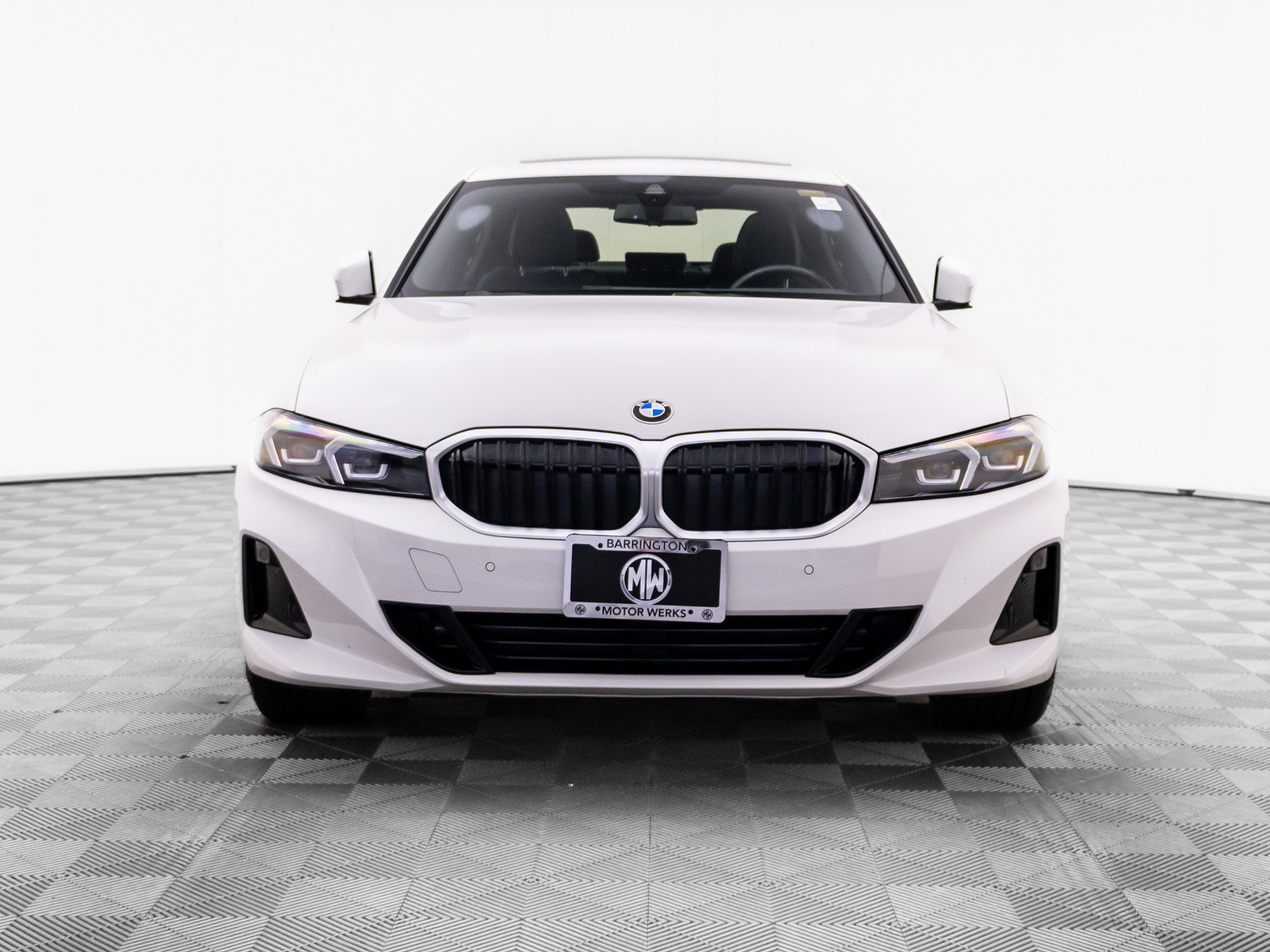 Certified 2023 BMW 330i xDrive Sedan w/ Driving Assistance Package AWD/4WD image 9