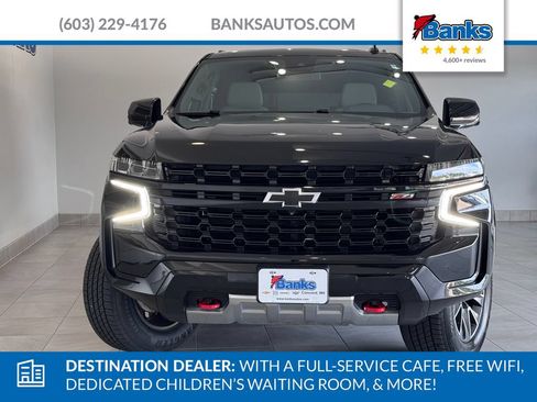 Certified 2023 Chevrolet Tahoe Z71 w/ Luxury Package AWD/4WD image 3