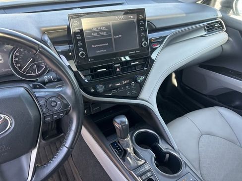 Used 2024 Toyota Camry XSE image 29