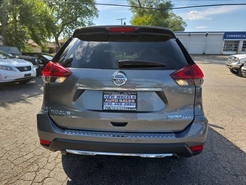 Used 2019 Nissan Rogue S w/ Special Edition Package image 19