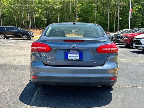 Used 2018 Ford Focus SEL FWD image 15