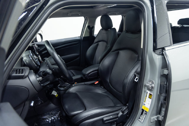 Used 2016 MINI Cooper 4-Door Hardtop FWD image 21