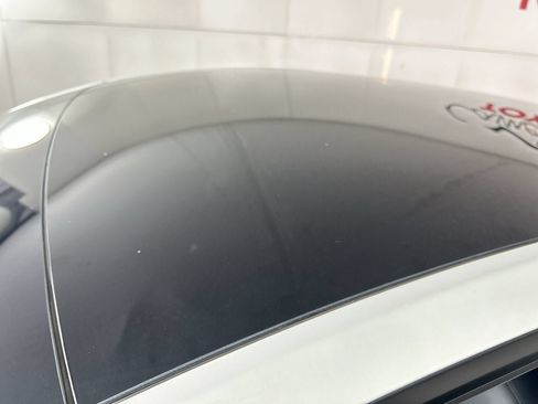 Used 2021 Tesla Model Y Long Range AWD/4WD image 11