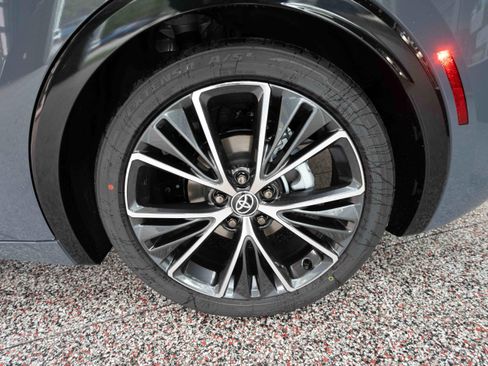 New 2026 Toyota Prius XLE image 28