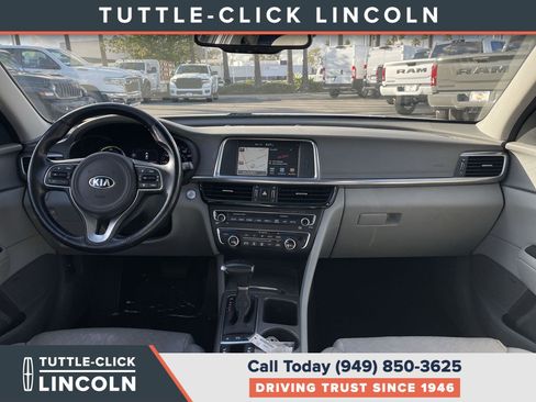 Used 2017 Kia Optima EX w/ Technology Package FWD image 12