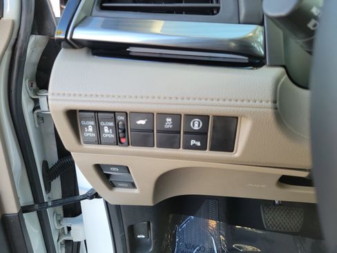 Used 2022 Honda Odyssey Elite image 32