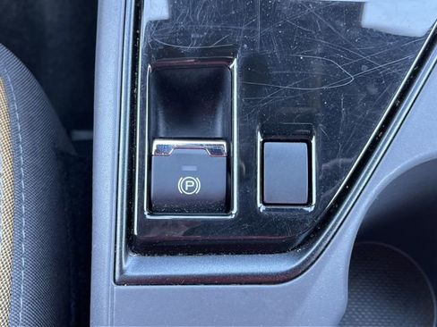 Used 2024 Subaru Crosstrek 2.5i Sport image 7