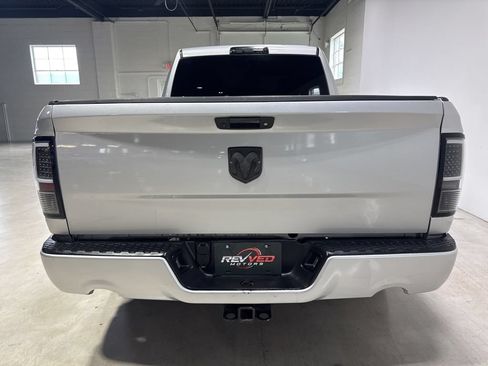 Used 2018 RAM 1500 Tradesman RWD image 5