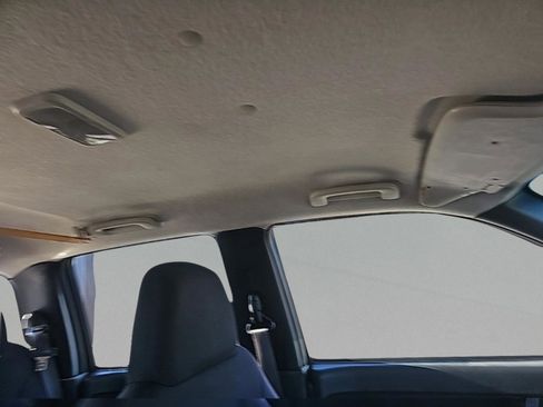 Used 2007 Chevrolet Colorado LT image 25