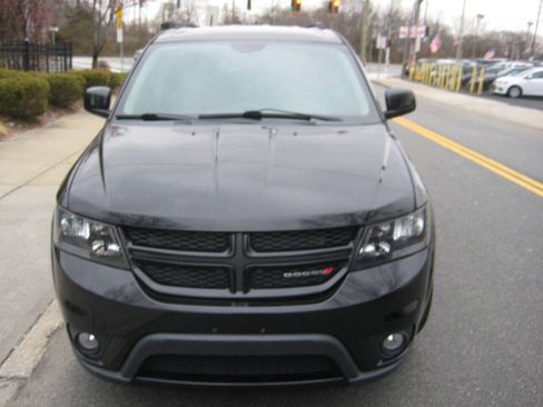 Used 2015 Dodge Journey SXT w/ Flexible Seating Group FWD image 2