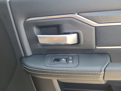 New 2025 RAM 2500 Big Horn image 31