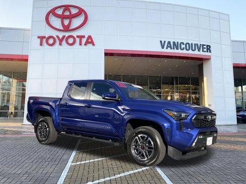 Certified 2024 Toyota Tacoma TRD Sport AWD/4WD image 1