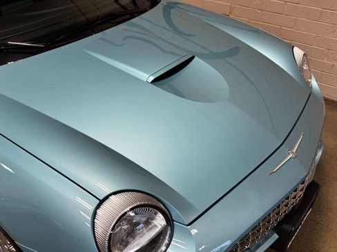 Used 2002 Ford Thunderbird image 27