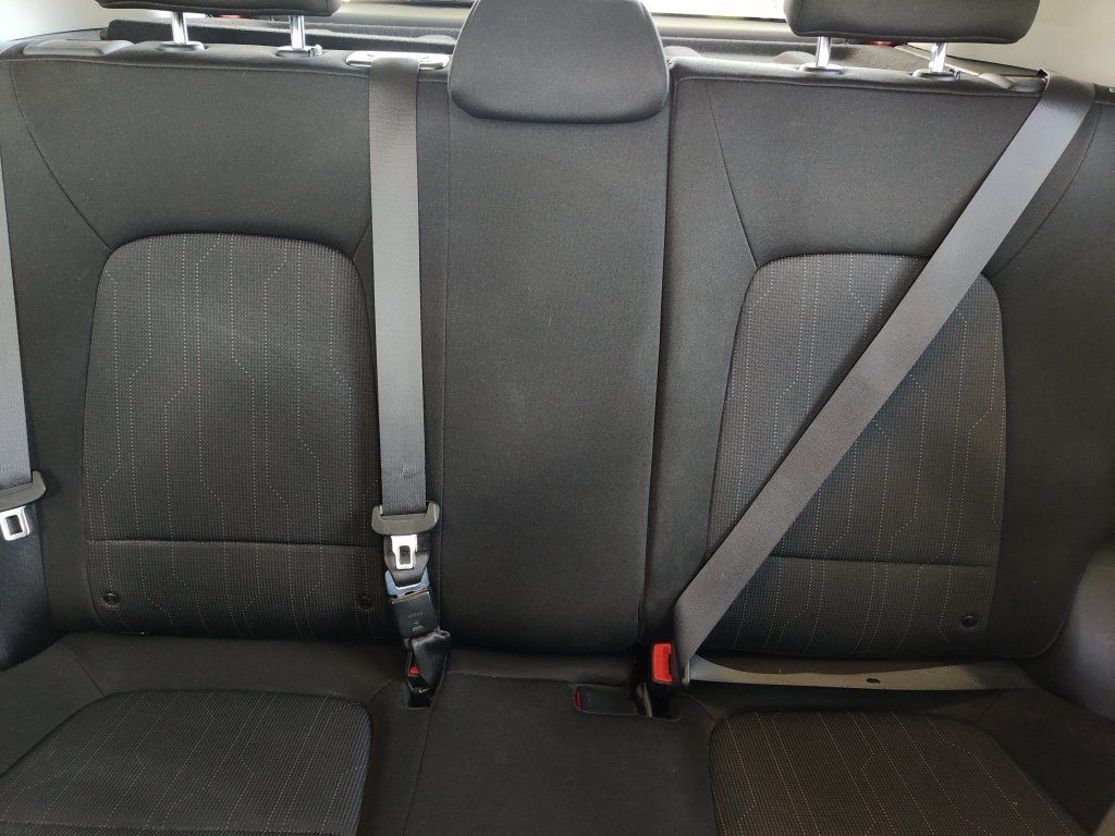 Used 2020 Hyundai Venue SE FWD image 33