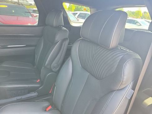 Used 2025 Hyundai Palisade Calligraphy FWD image 12