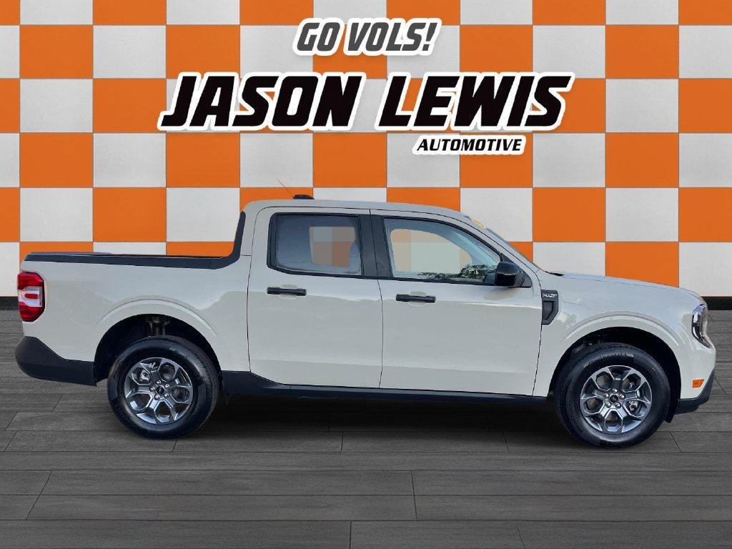 Used 2025 Ford Maverick XLT w/ XLT Luxury Package AWD/4WD image 2