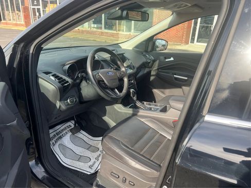 Used 2017 Ford Escape Titanium w/ Equipment Group 301A image 11