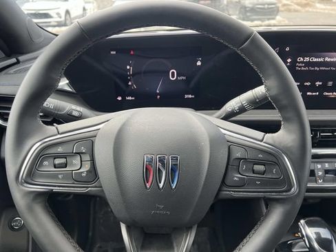 Used 2025 Buick Envista Sport Touring w/ Convenience I Package image 21