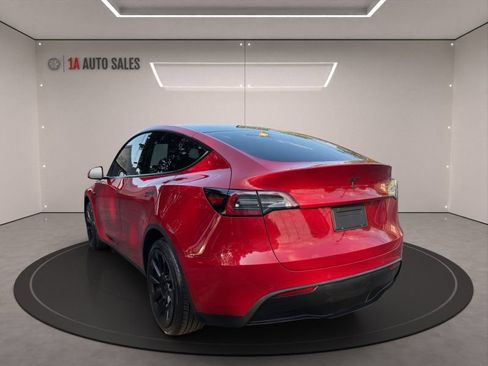 Used 2020 Tesla Model Y Long Range AWD/4WD image 3
