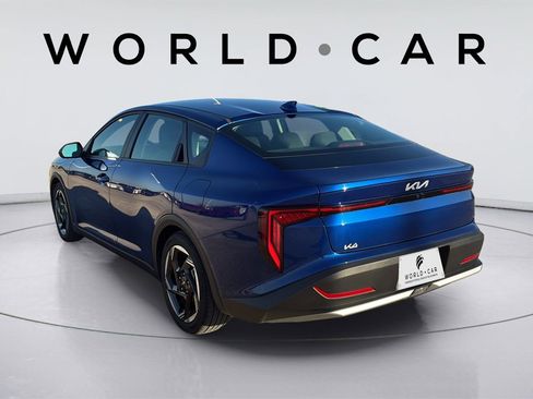 Certified 2025 Kia K4 EX image 11