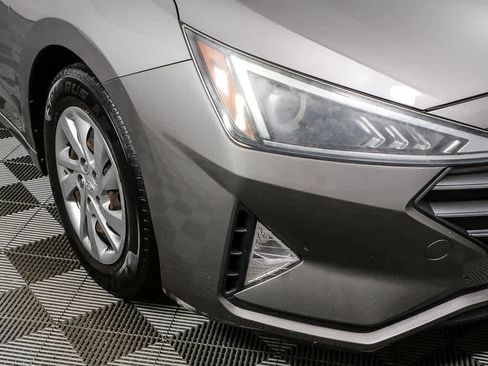 Used 2020 Hyundai Elantra SE w/ Cargo Package (C1) FWD image 32