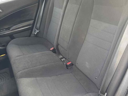Used 2012 Dodge Charger SE RWD image 9