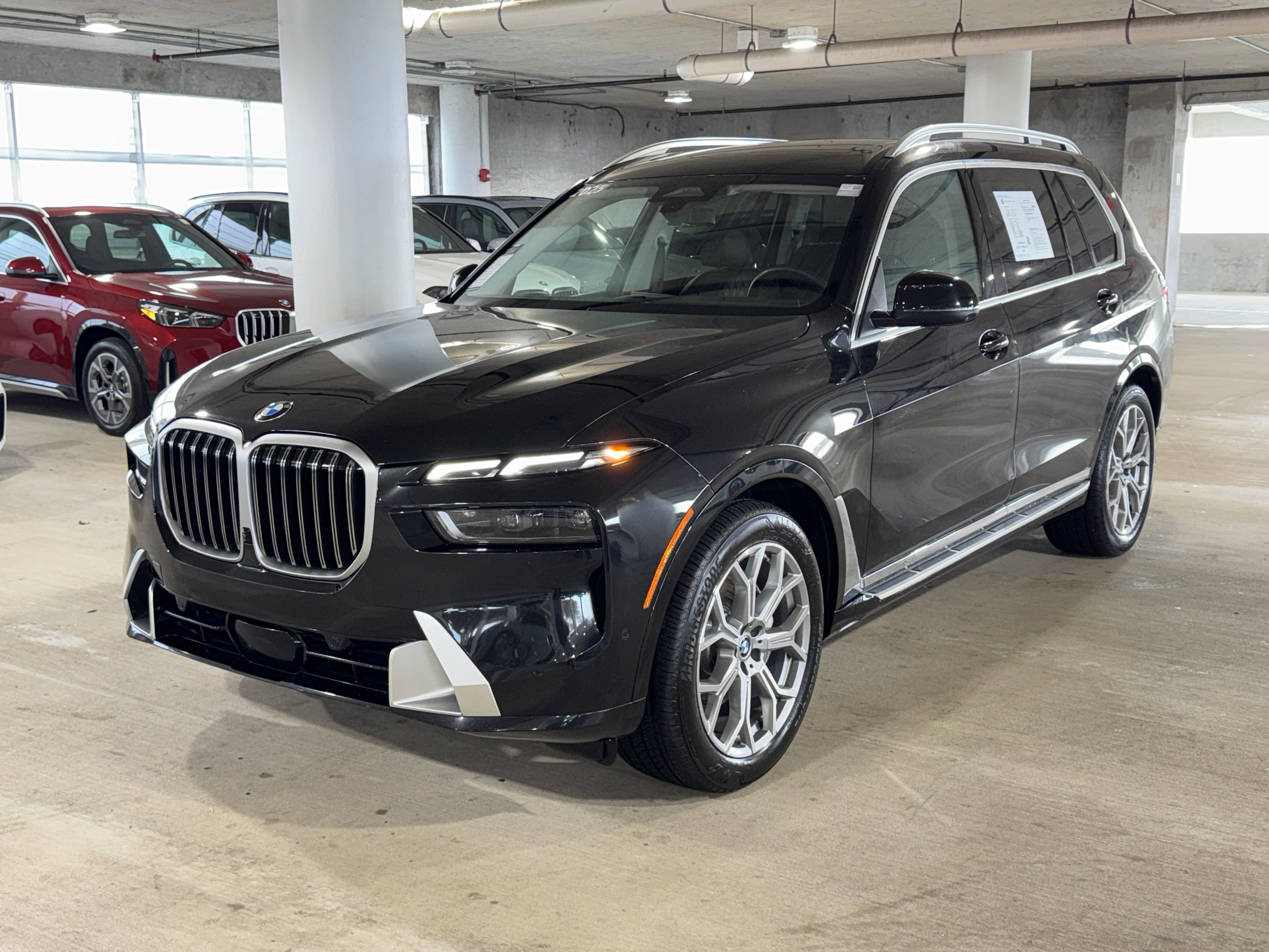 Used 2025 BMW X7 xDrive40i AWD/4WD image 4