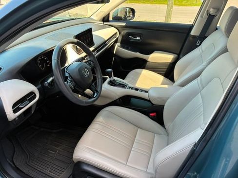 Used 2024 Honda HR-V EX-L image 17
