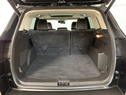 Used 2017 Ford Escape Titanium FWD image 19