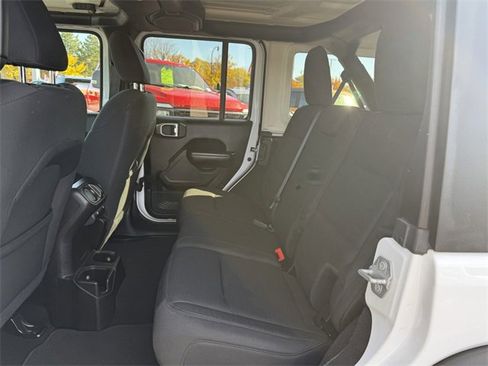 Used 2019 Jeep Wrangler Unlimited Sport S image 8