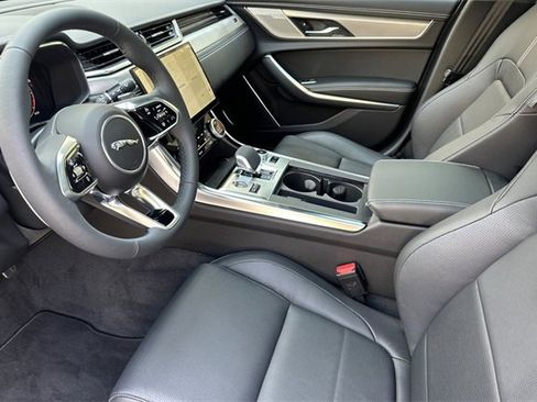 New 2024 Jaguar XF R-Dynamic SE image 9