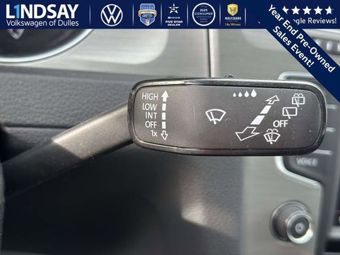 Used 2016 Volkswagen Golf S image 23