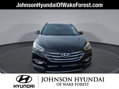 Used 2017 Hyundai Santa Fe Sport image 3
