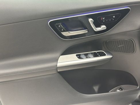 Certified 2025 Mercedes-Benz GLC 300 4MATIC image 10