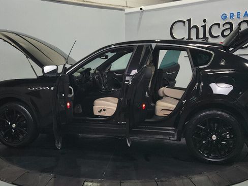 Used 2019 Maserati Levante AWD/4WD image 19