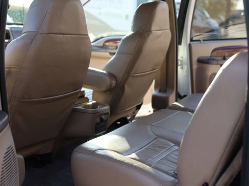 Used 2001 Ford Excursion Limited image 18