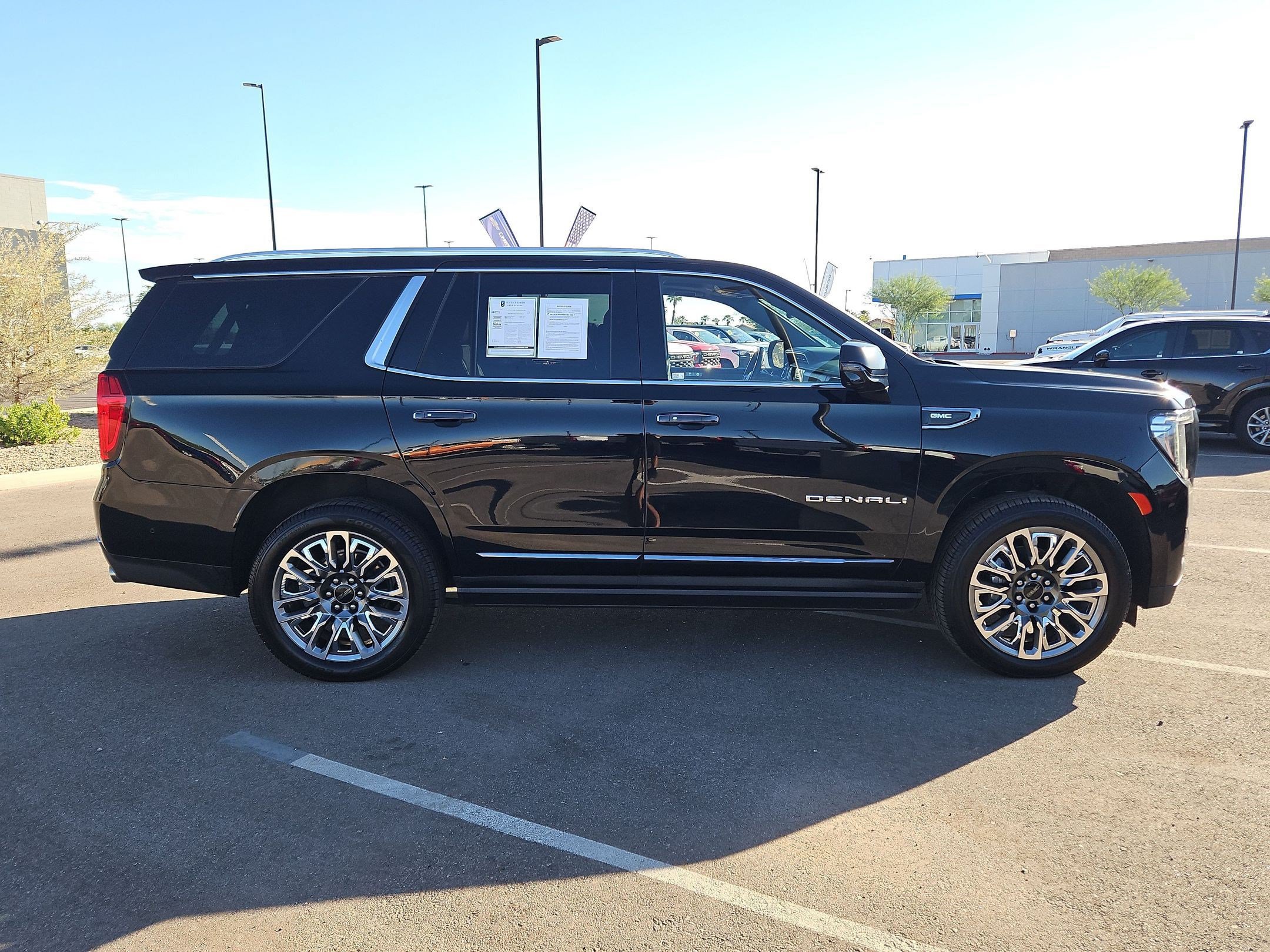 Certified 2023 GMC Yukon Denali Ultimate AWD/4WD image 7