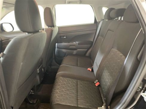 Used 2022 Mitsubishi Outlander Sport SE image 22