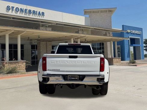 New 2026 Chevrolet Silverado 3500 W/T image 6