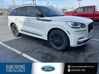 Used 2022 Lincoln Aviator Reserve w/ Equipment Group 201A video 1