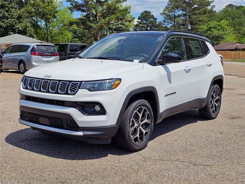 New 2026 Jeep Compass Limited AWD/4WD image 2