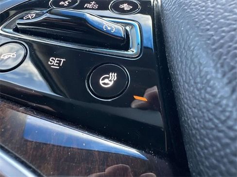 Used 2013 Cadillac XTS Luxury w/ Driver Awareness Package image 40