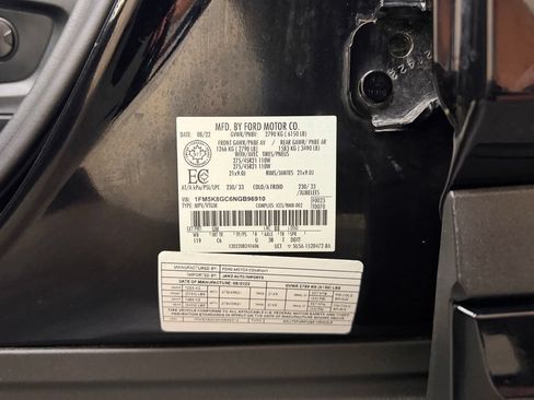Used 2022 Ford Explorer ST w/ ST Street Pack AWD/4WD image 11