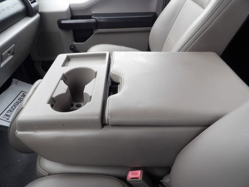 Used 2019 Ford F250 XL RWD image 24
