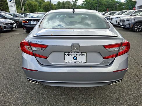 Used 2021 Honda Accord Sport image 9