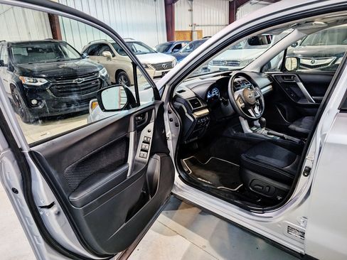 Used 2017 Subaru Forester 2.5i Premium AWD/4WD image 13