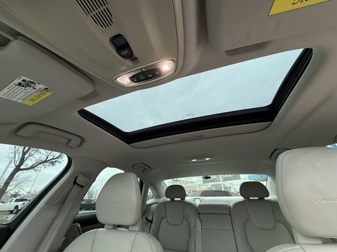 Used 2017 Volvo S90 T6 Inscription w/ Vision Package image 20