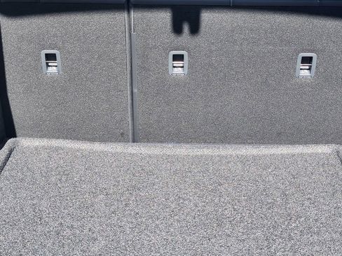 New 2026 Volkswagen Tiguan SE R-Line image 21