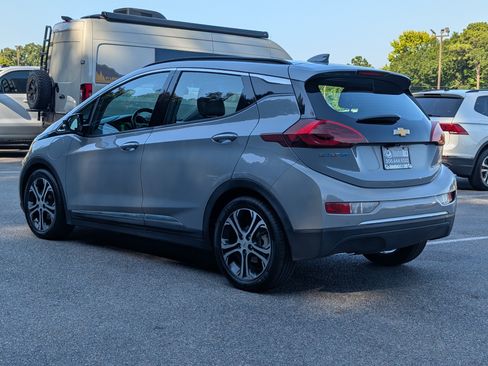 Used 2019 Chevrolet Bolt Premier w/ Infotainment Package FWD image 7
